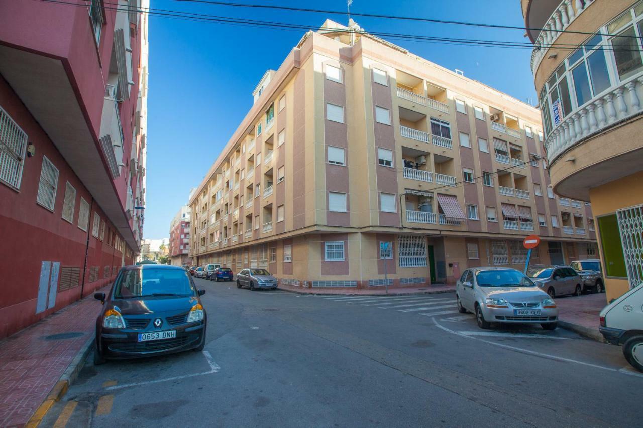 Apartment On San Julian ตอร์เรเวียคา ภายนอก รูปภาพ